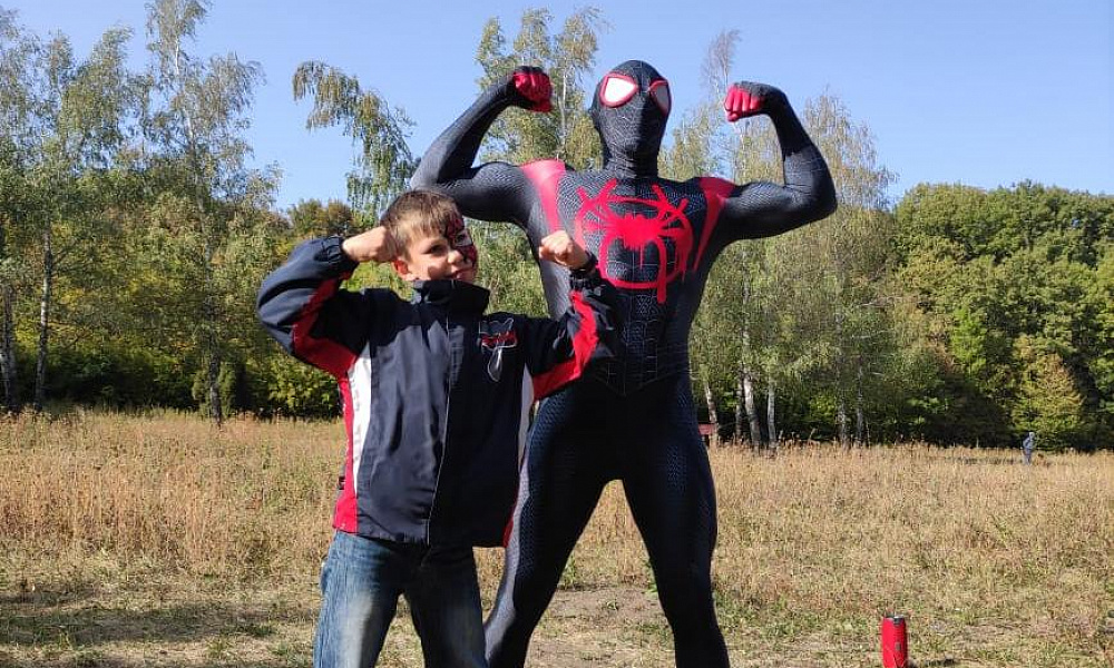 Без праздников не бывает детства