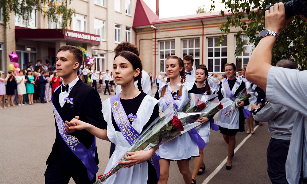Премия «Учитель-Сердце школы»